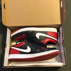 Used for homecoming there pretty creased but still clean and hardly used